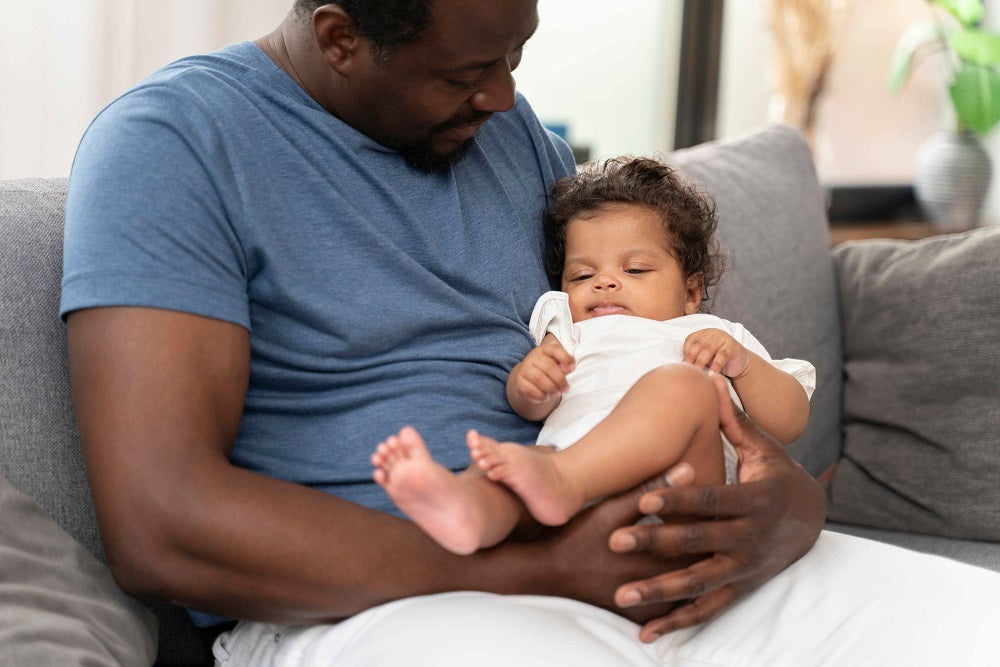 What Diaper is Best for a Newborn with Sensetive Skin?